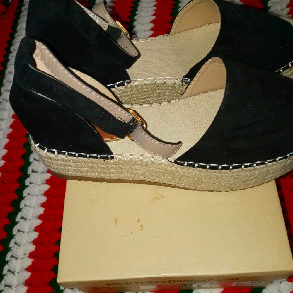Espadrilles black size 9